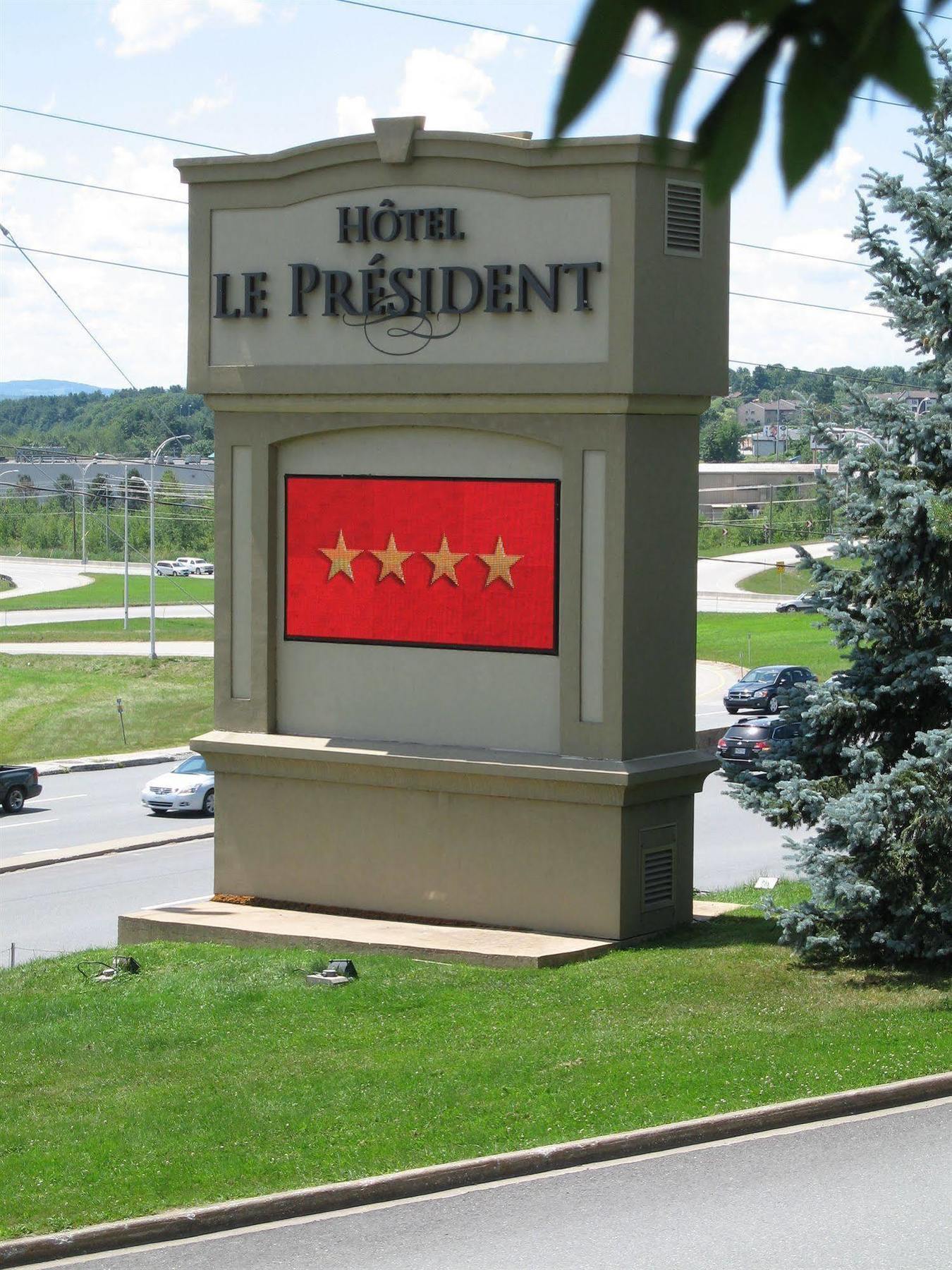 舍布鲁克总统酒店 外观 照片